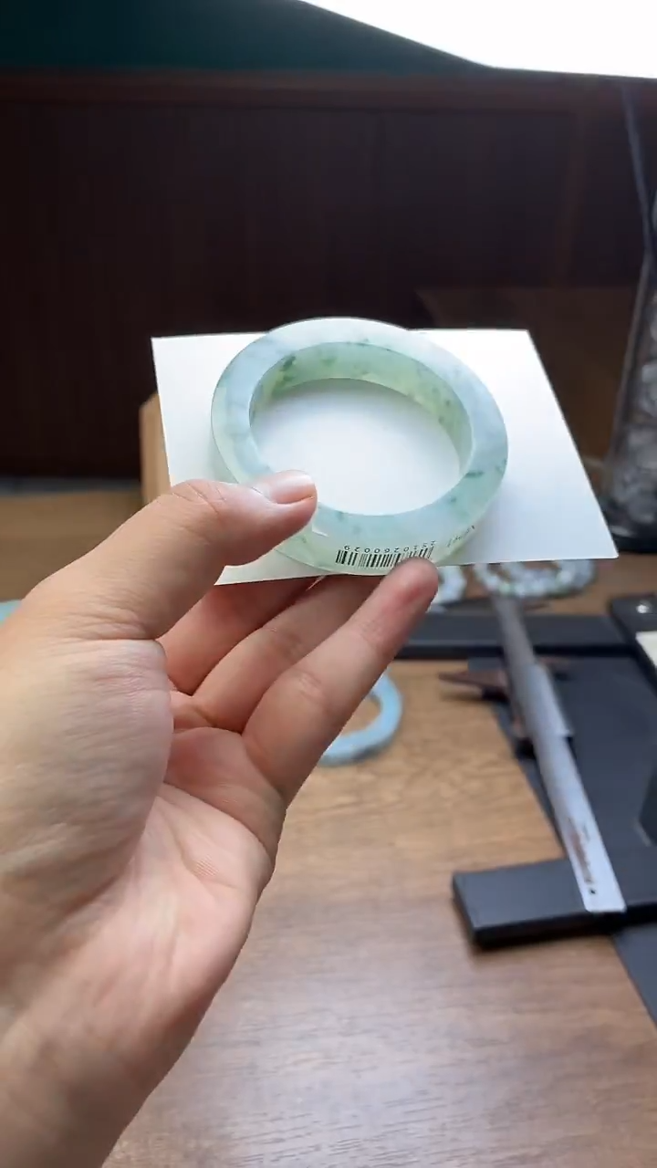 未镶嵌手镯定制翡翠小*定制