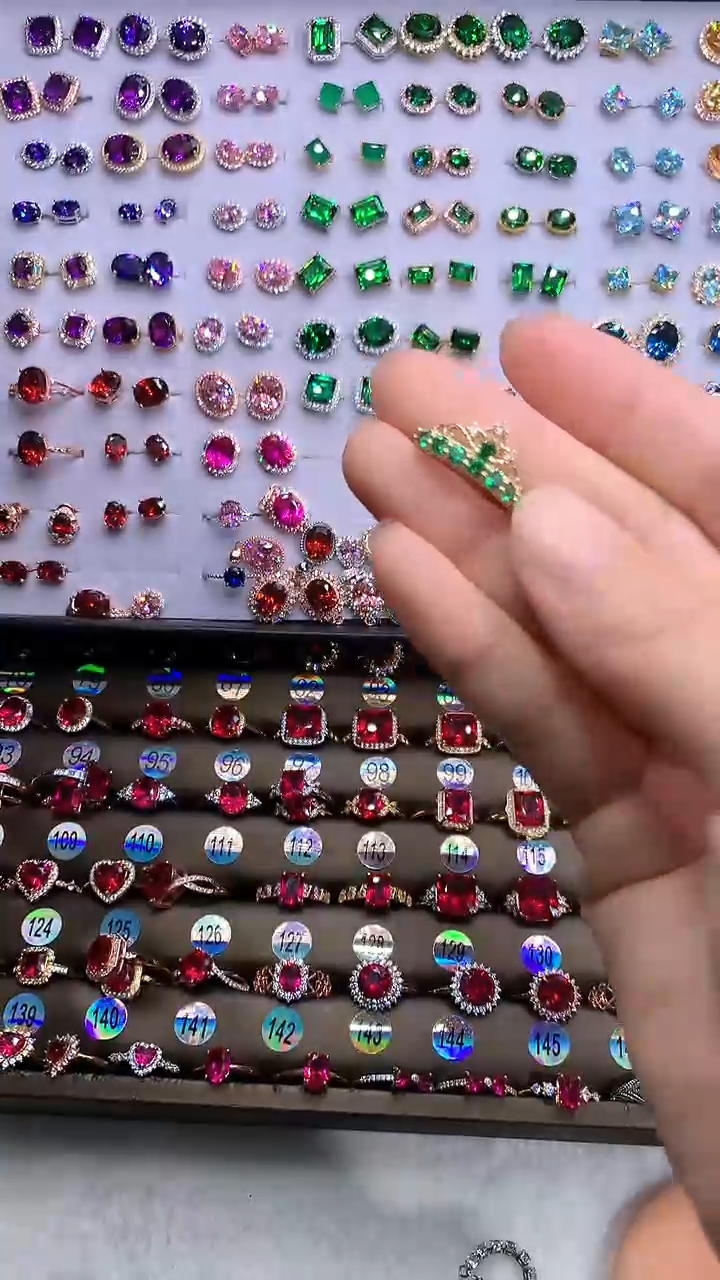 【闪购商品】透辉石戒指银S925镶嵌金色