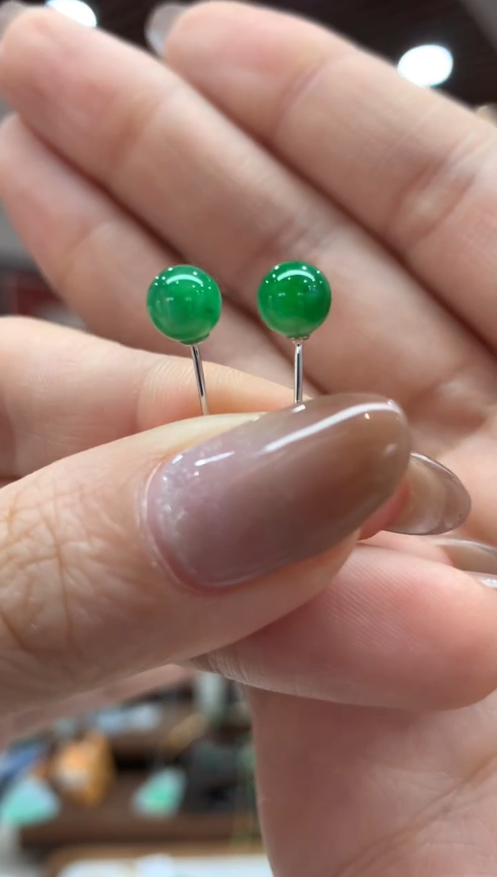 【闪购商品】翡翠耳饰18K金镶嵌耳钉