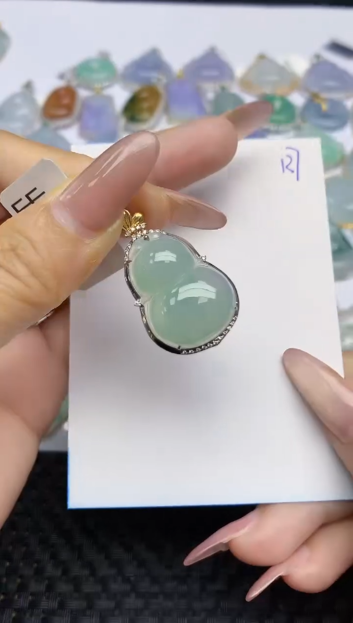 【闪购商品】翡翠颈饰18K金镶嵌天然A货翡翠 137