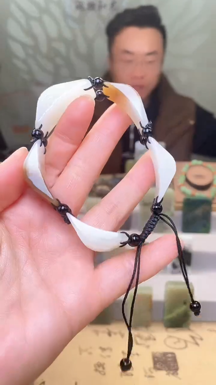 【闪购商品】和田玉把件未镶嵌189