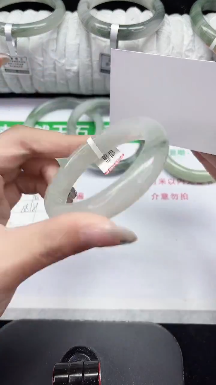 未镶嵌手镯石英质玉293-51/52