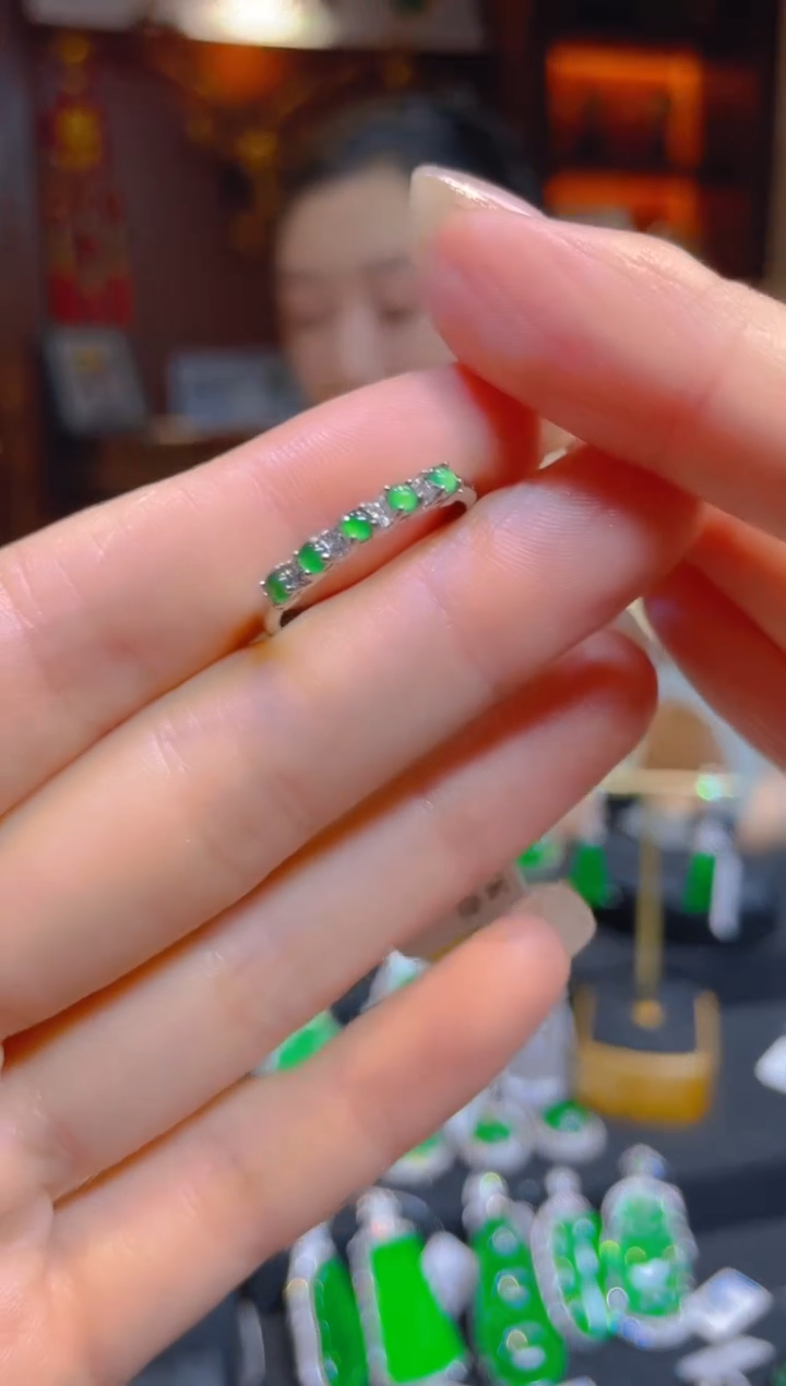 翡翠戒指银S925镶嵌天然A货翡翠/41553