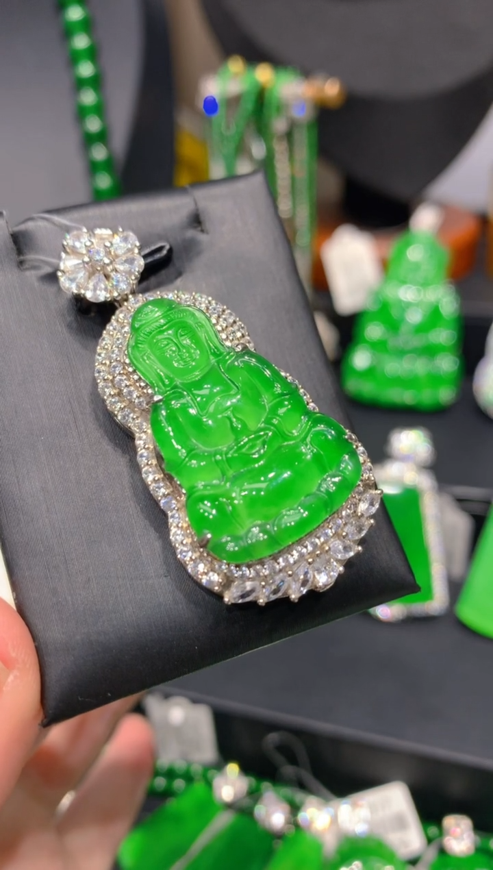 颈饰银S925镶嵌翡翠11一季