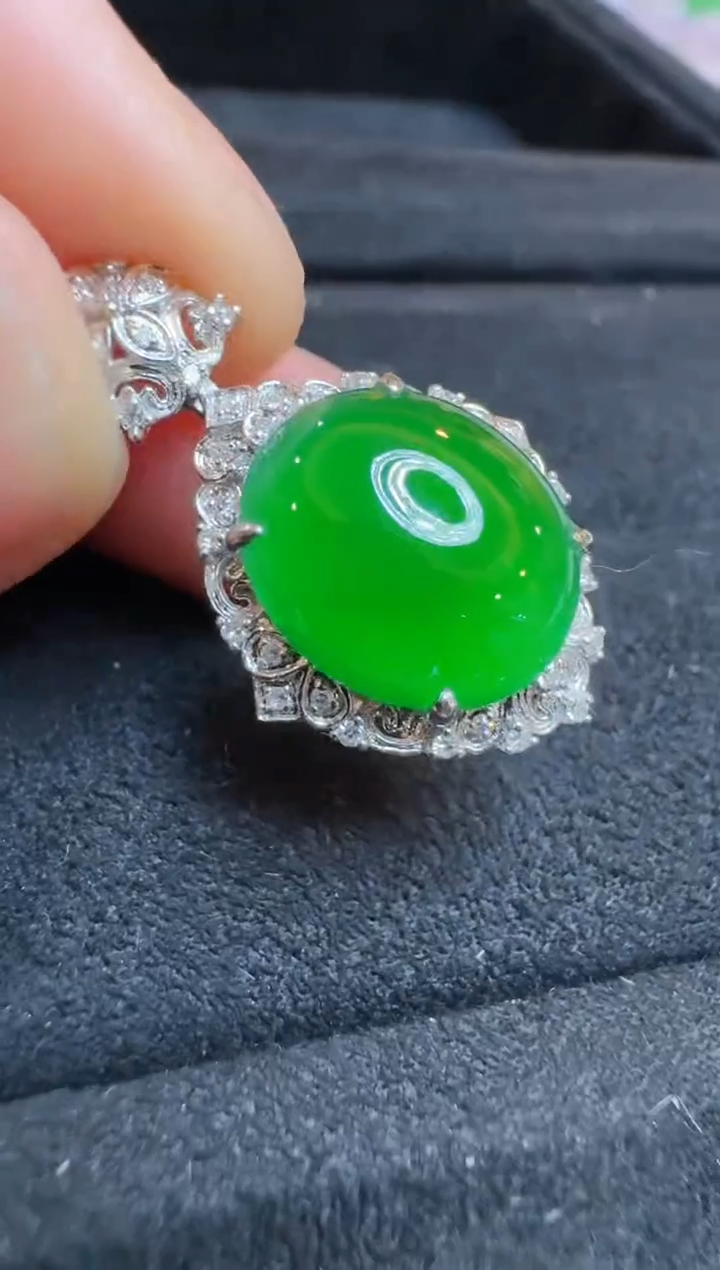 【闪购商品】翡翠吊坠(不含链)18K金镶嵌多样性团购发一件