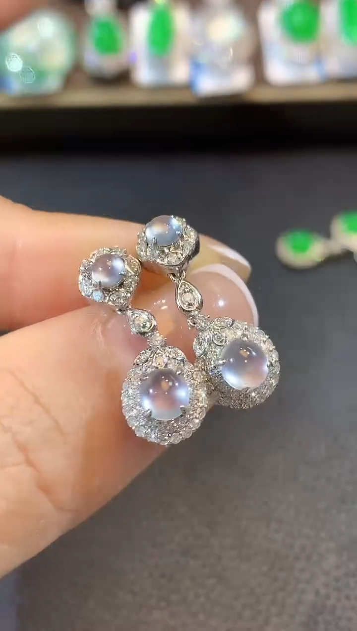 18K金镶嵌翡翠耳饰C65