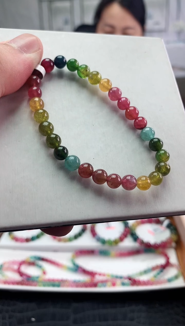 【闪购商品】碧玺手串未镶嵌多样性发一条