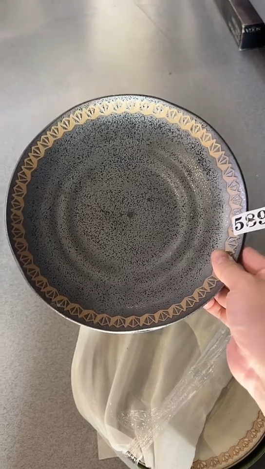 【闪购商品】中古回流瓷器好看，谨慎参拍