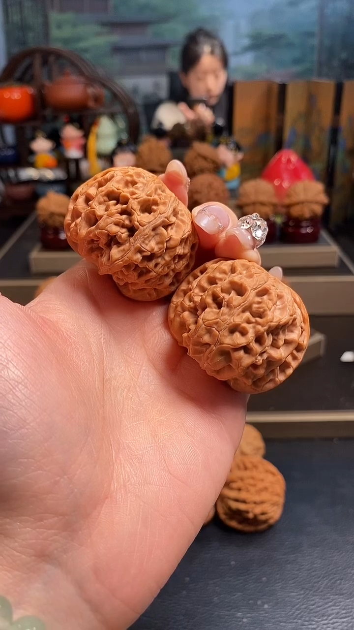 【闪购商品】文玩核桃吊坠K223苹果园43