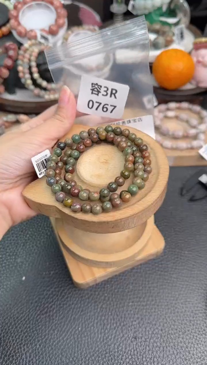 未镶嵌手链石英质玉江*?3R0767