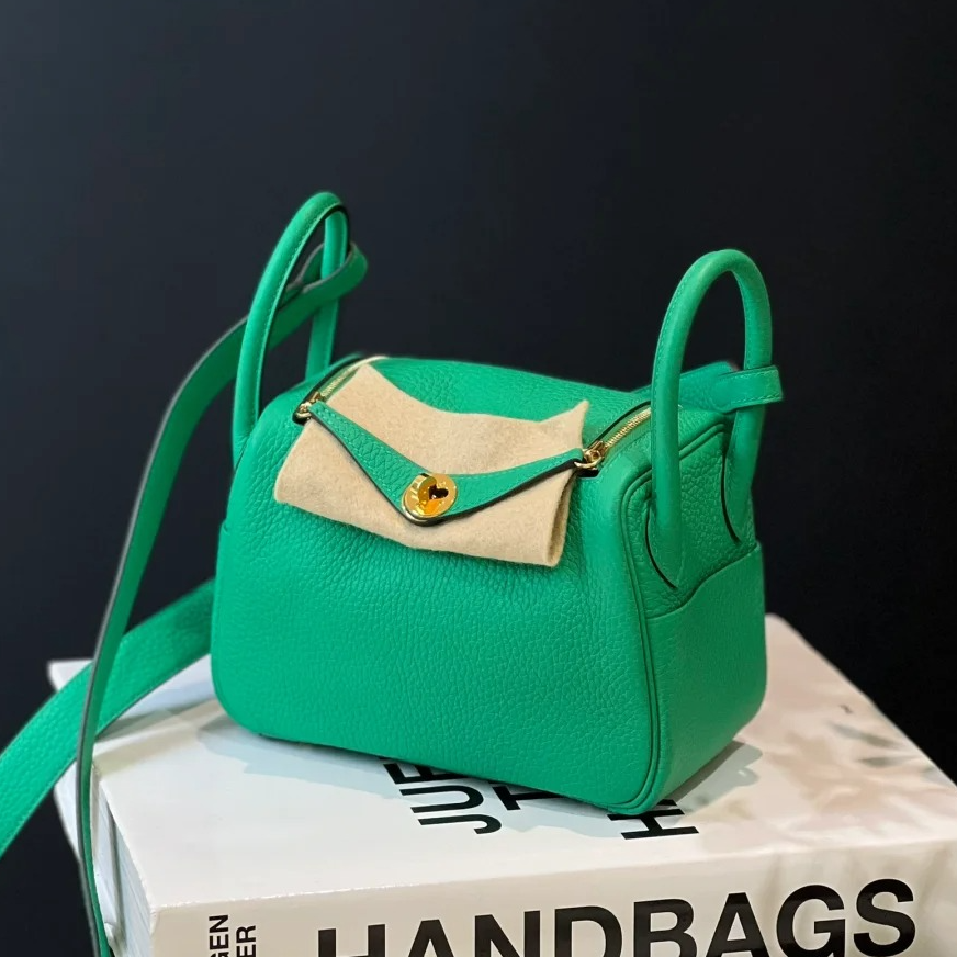 99新 Hermes/爱马仕 小花Jerry Lindy Mini 薄荷绿  Z刻 金扣包