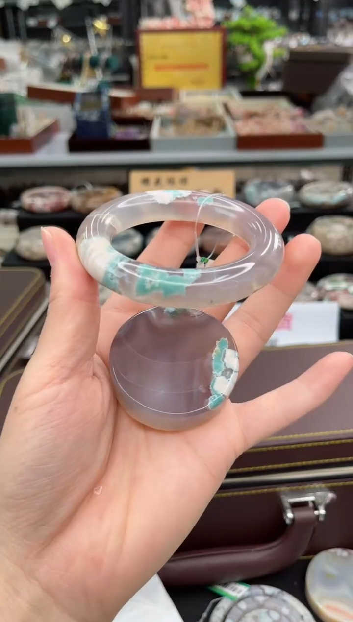 【闪购商品】石英质玉手镯未镶嵌52圈口（赠品镯心）S9360