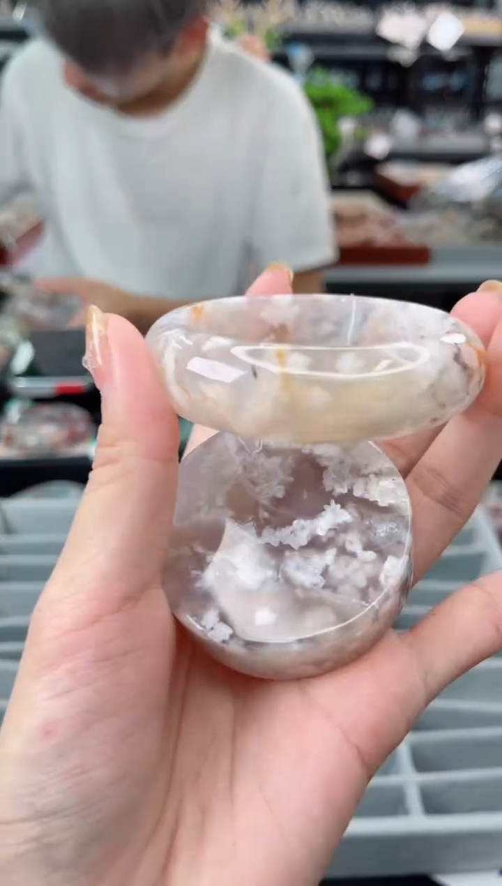 【闪购商品】石英质玉手镯未镶嵌55圈口（赠品镯心）1567166