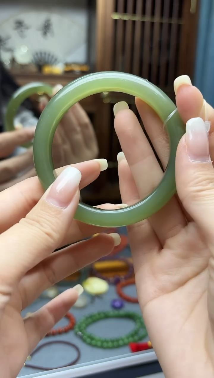 未镶嵌手镯和田玉和田玉手镯56#HX