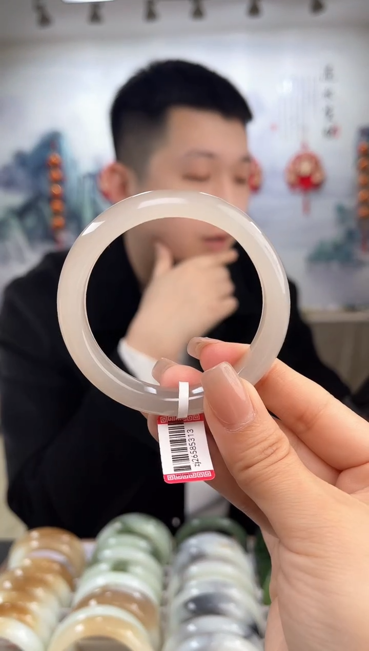 【闪购商品】和田玉手镯未镶嵌54-55圈口5313