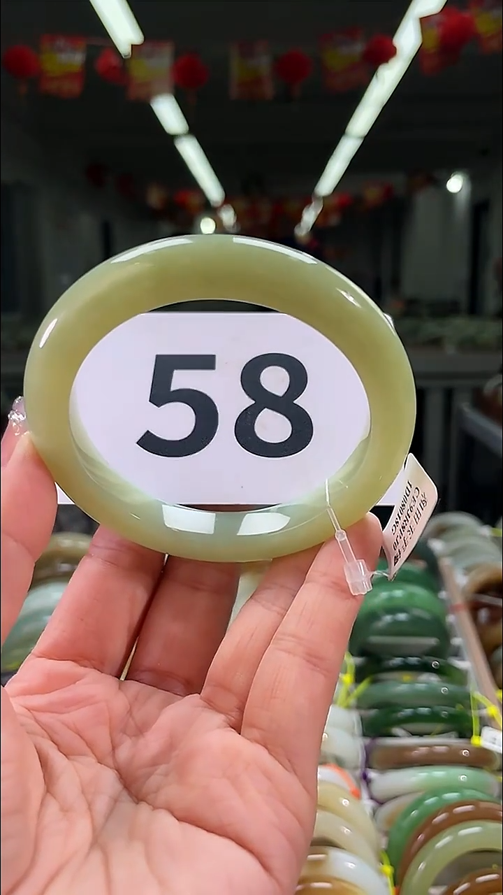 定制和田玉和田玉手镯