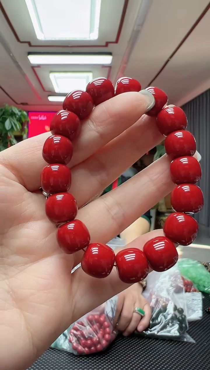 【闪购商品】南红玛瑙手串未镶嵌小老型/多样性发货其中发一