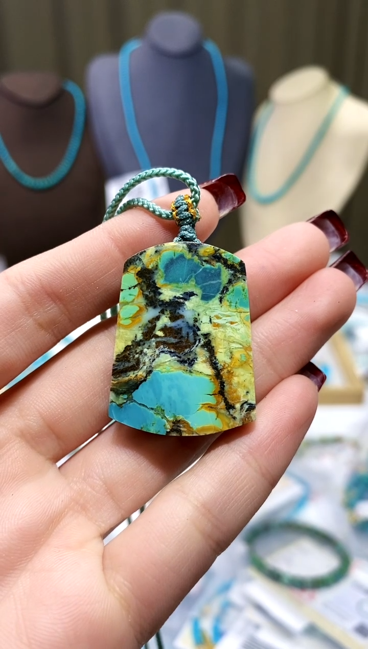 【闪购商品】绿松石吊坠未镶嵌904