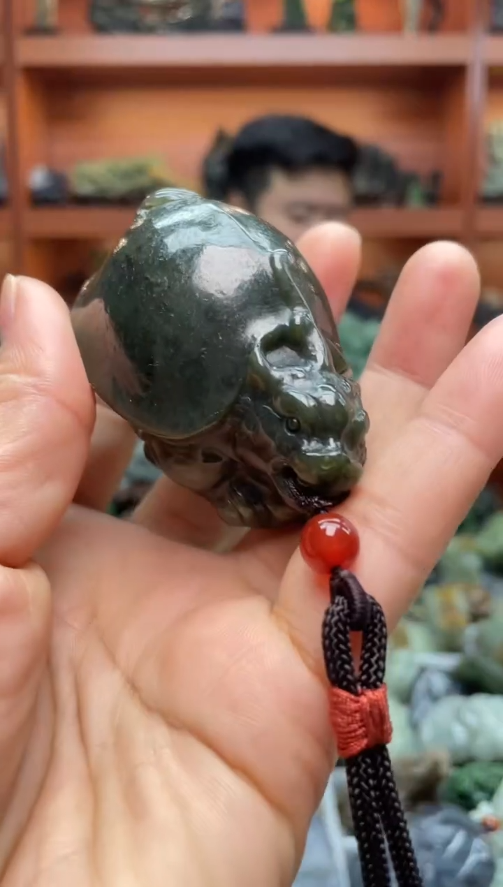 未镶嵌和田玉把件1