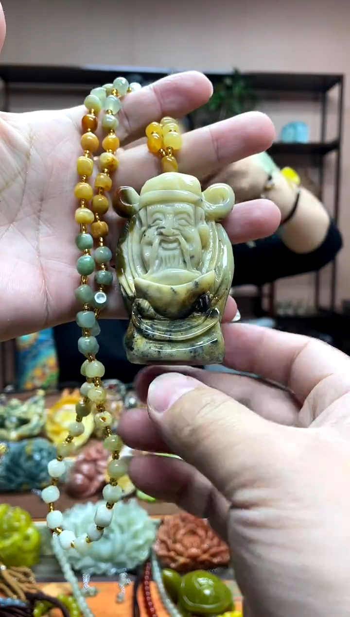 未镶嵌岫玉吊坠·