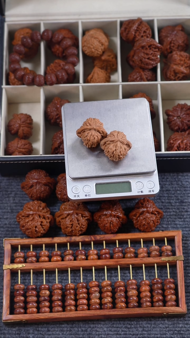 【闪购商品】文玩核桃精品楼子