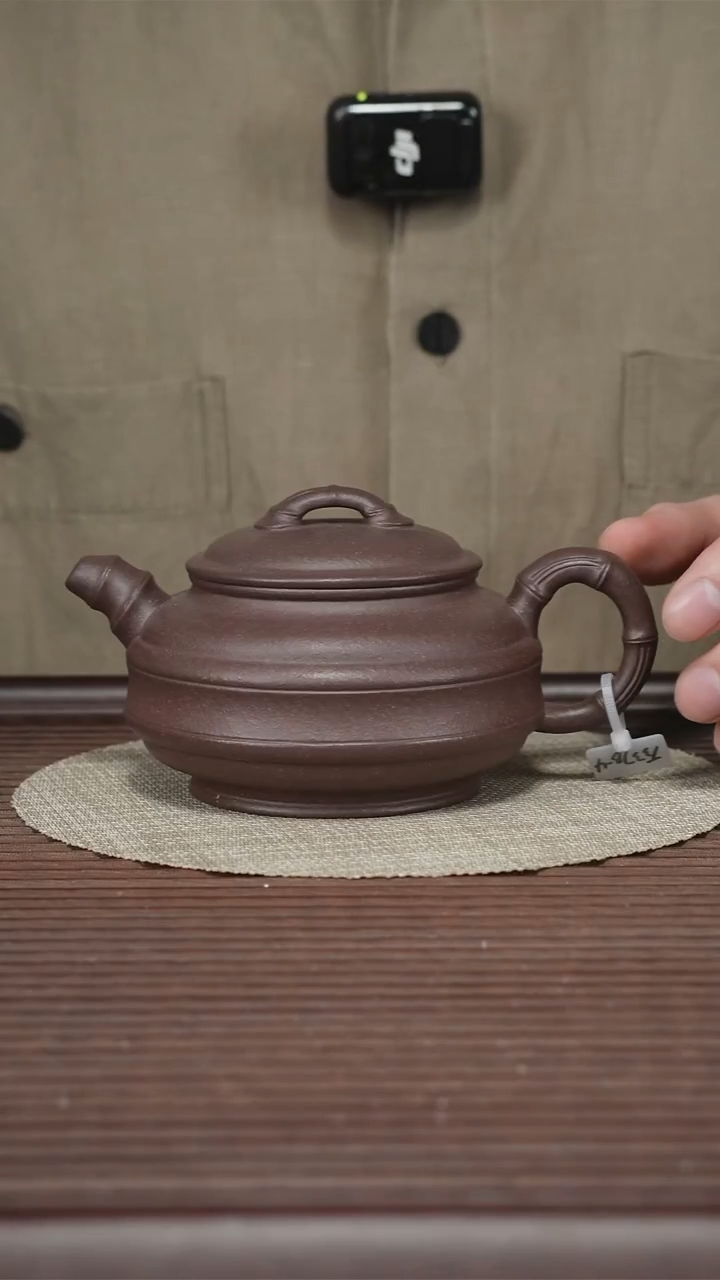 茶壶紫砂T337B 砂性老紫泥 双线竹鼓 