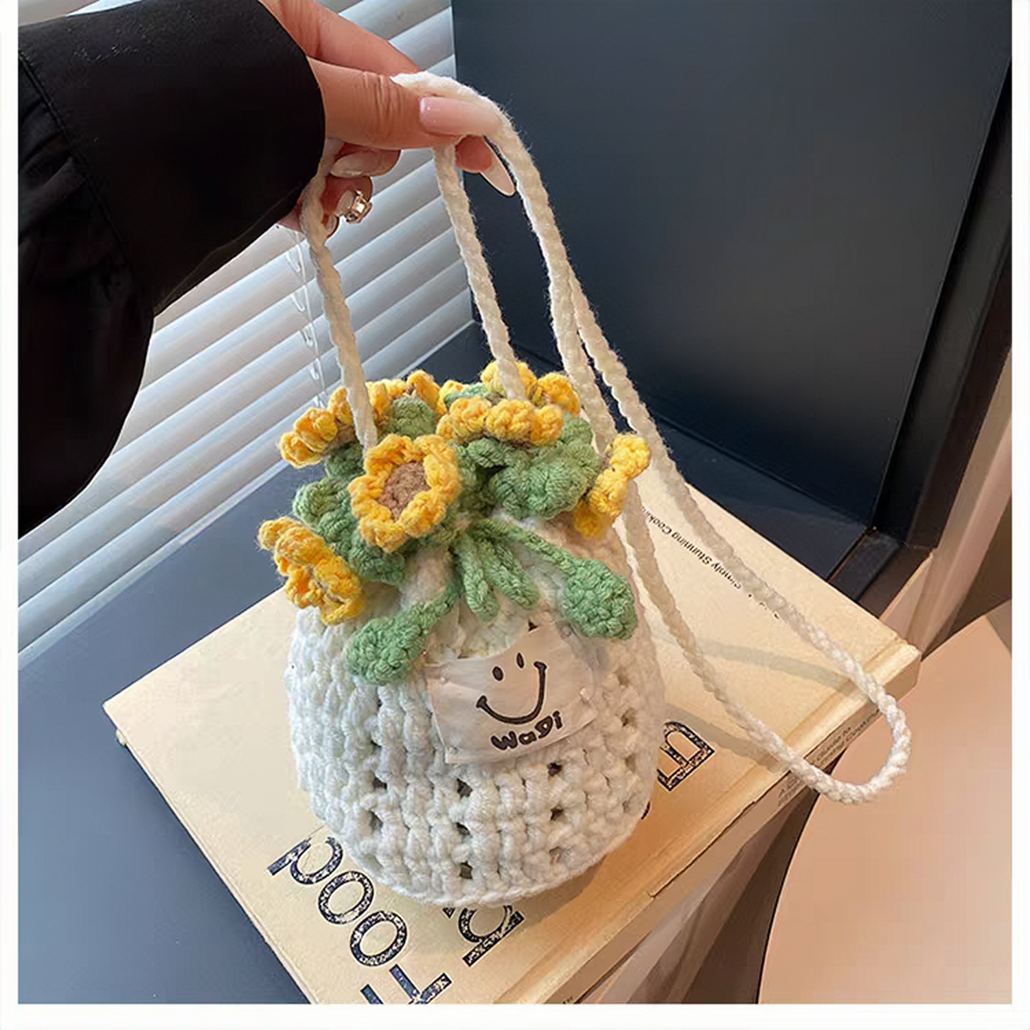 向日葵水桶包迷你小包女2025新款针织可爱卡通包水桶斜挎零钱包