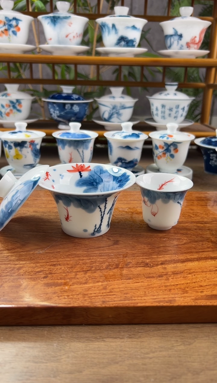 【闪购商品】微瑕线条莲马蹄盖碗带內绘+马蹄杯1个