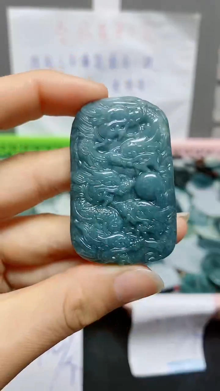 【闪购商品】翡翠颈饰未镶嵌天然翡翠A货