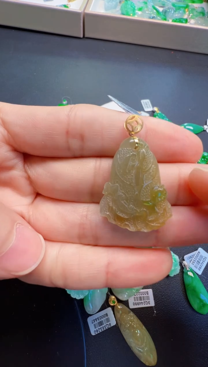 【闪购商品】翡翠吊坠(不含链)18K金镶嵌1680