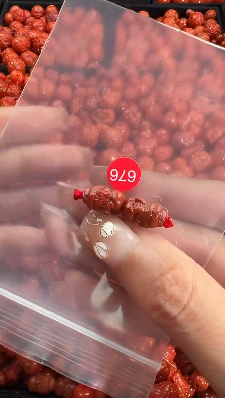颈饰未镶嵌南红玛瑙1