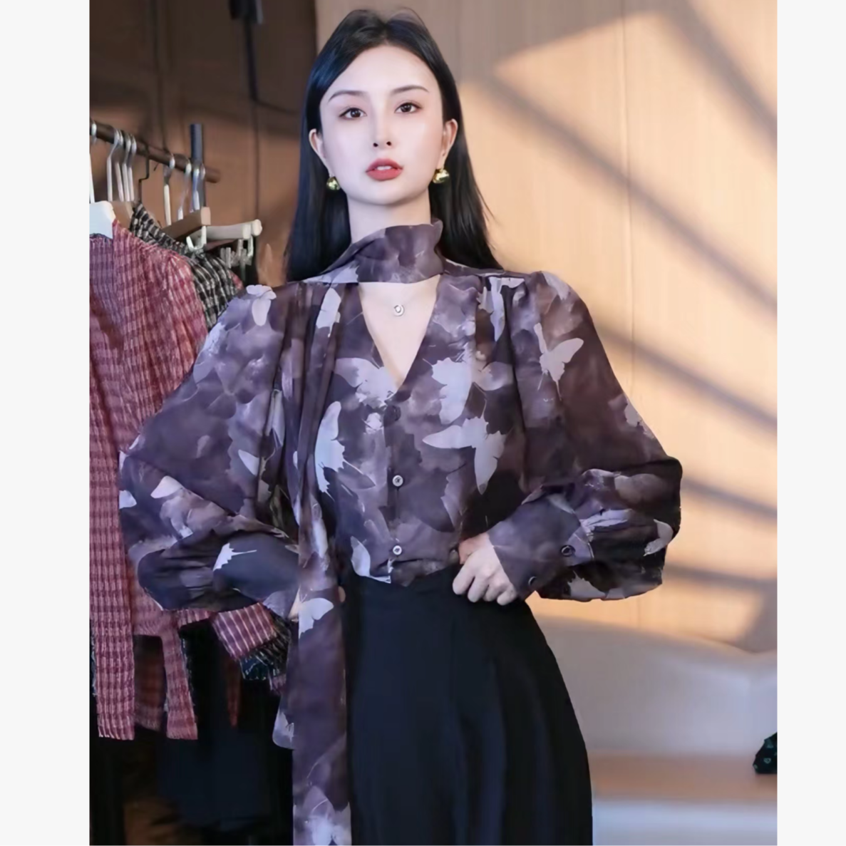 刘欣服饰2025新款秋装飘带V领显瘦气质网红长袖洋气上衣2914