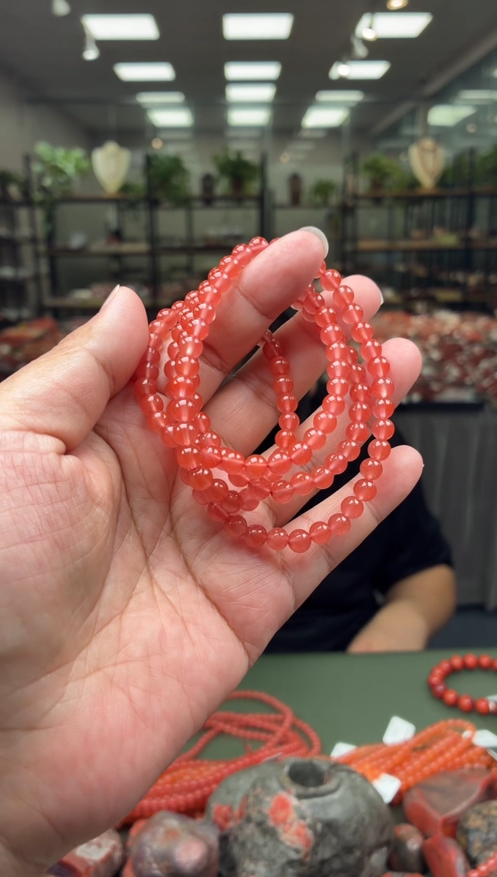 未镶嵌手链南红玛瑙多圈手串一条约5mm+多样性发货