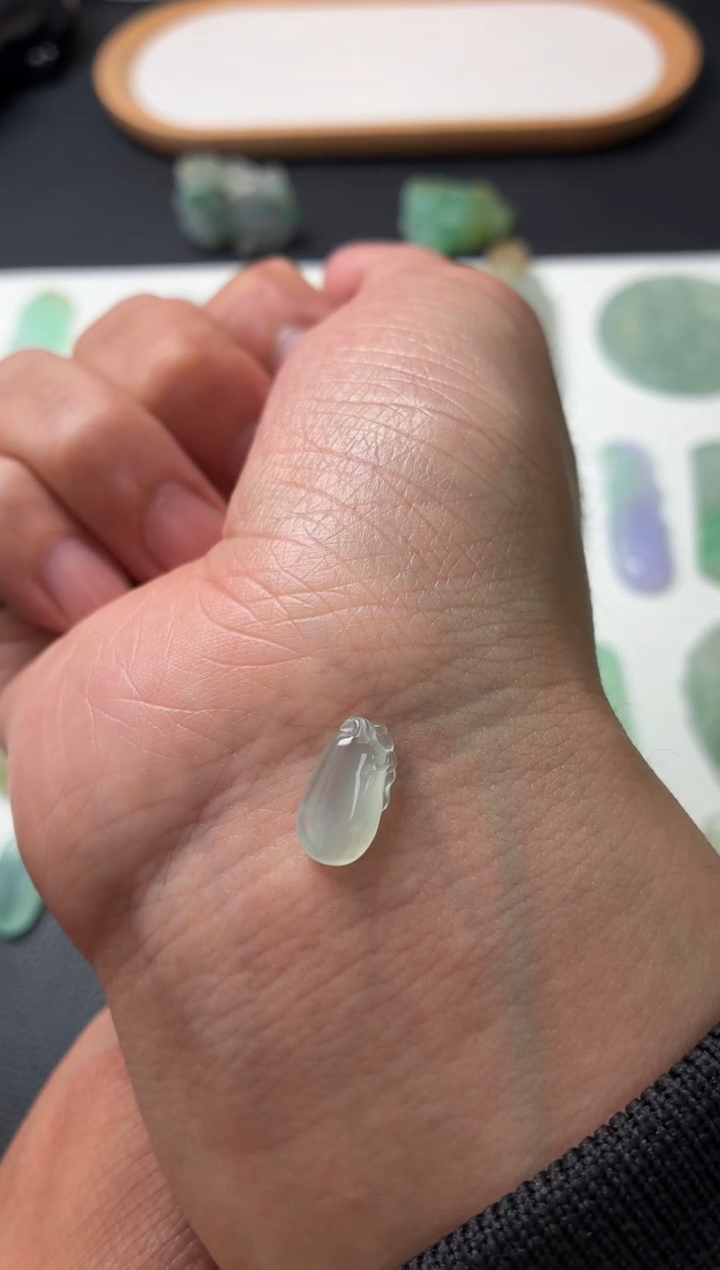 未镶嵌定制翡翠翡翠