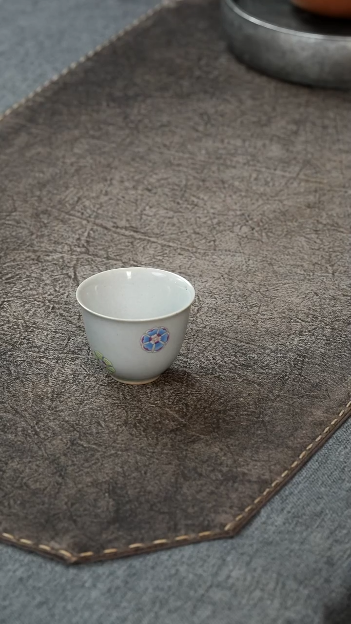 【闪购商品】紫砂茶宠草木灰瓷杯