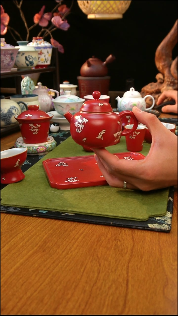 专做手绘和手工茶具的直播间