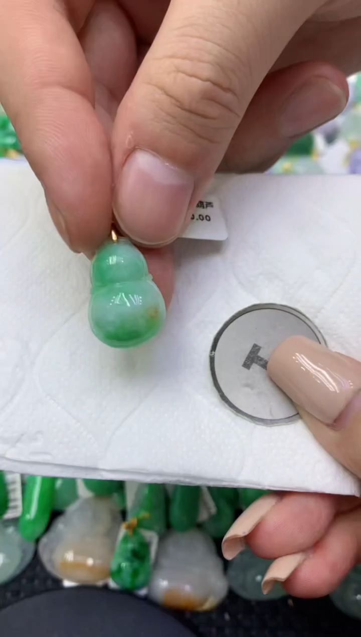 颈饰未镶嵌翡翠天然缅甸翡翠A货