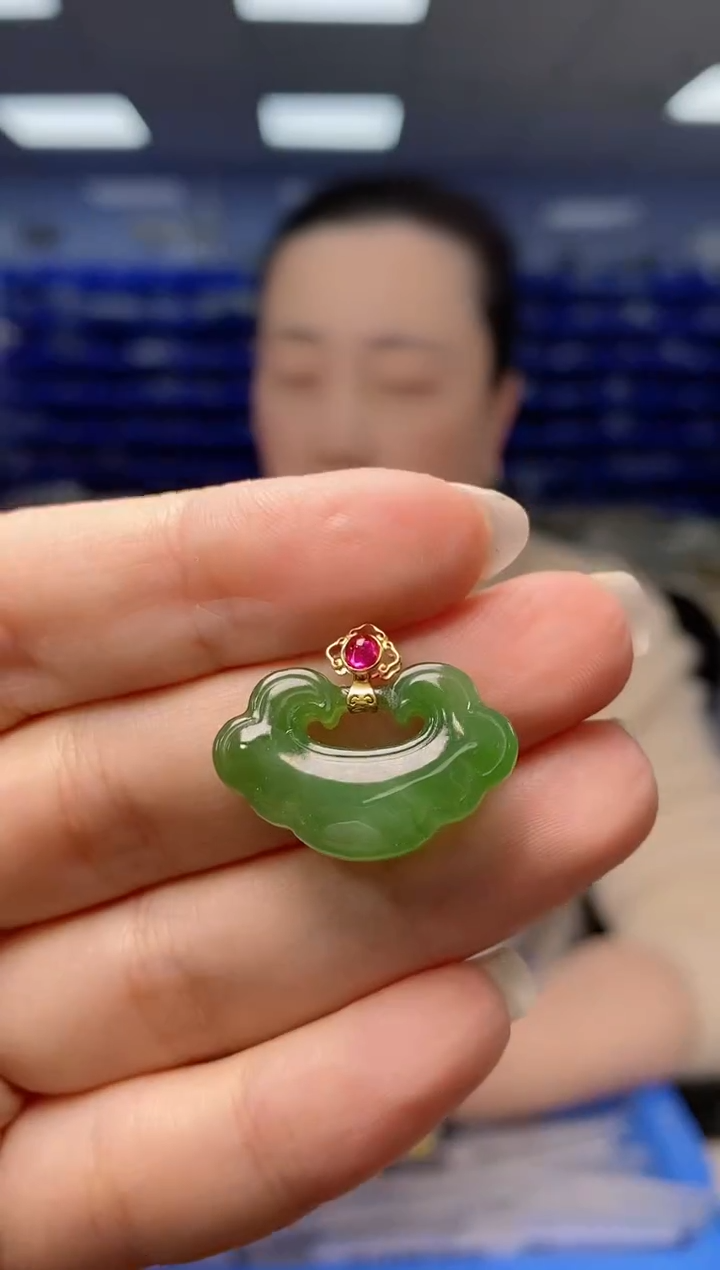 【闪购商品】和田玉吊坠(不含链)18K金镶嵌   DZ3586