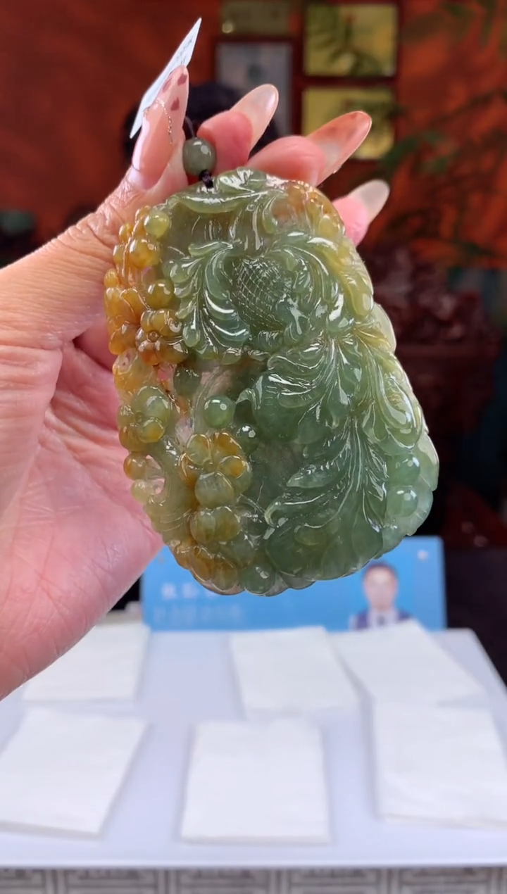 【闪购商品】定制翡翠未镶嵌挂件发货（拍一发一）