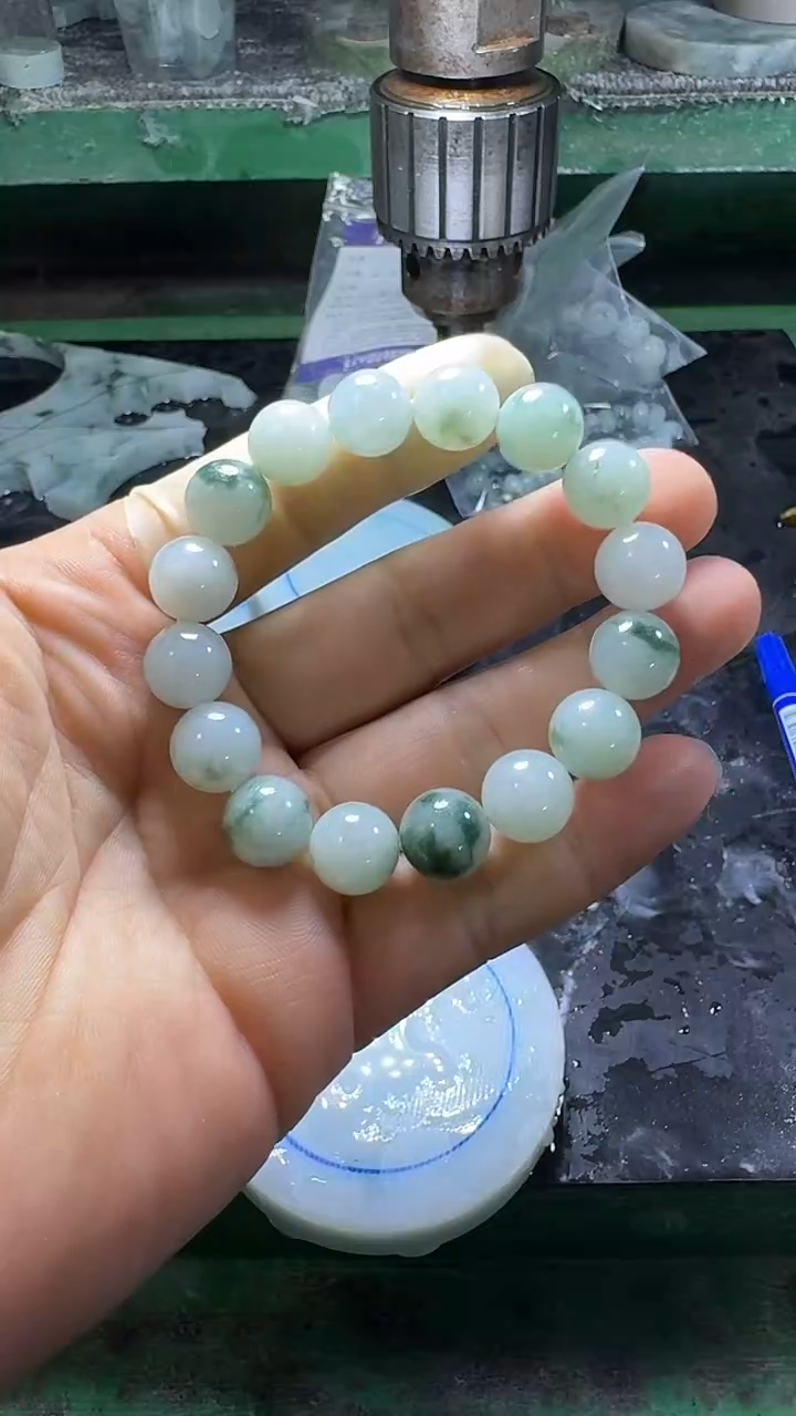 【闪购商品】翡翠手链未镶嵌发一条
