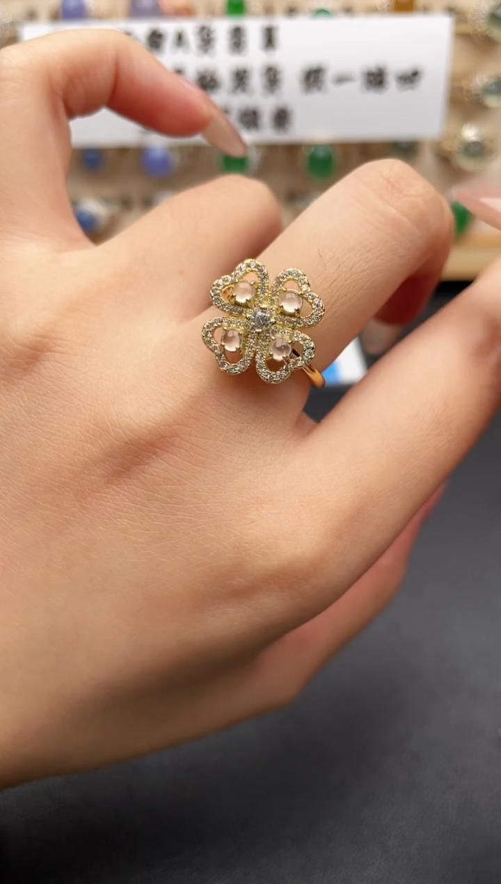 未镶嵌戒指翡翠一物一证一礼盒