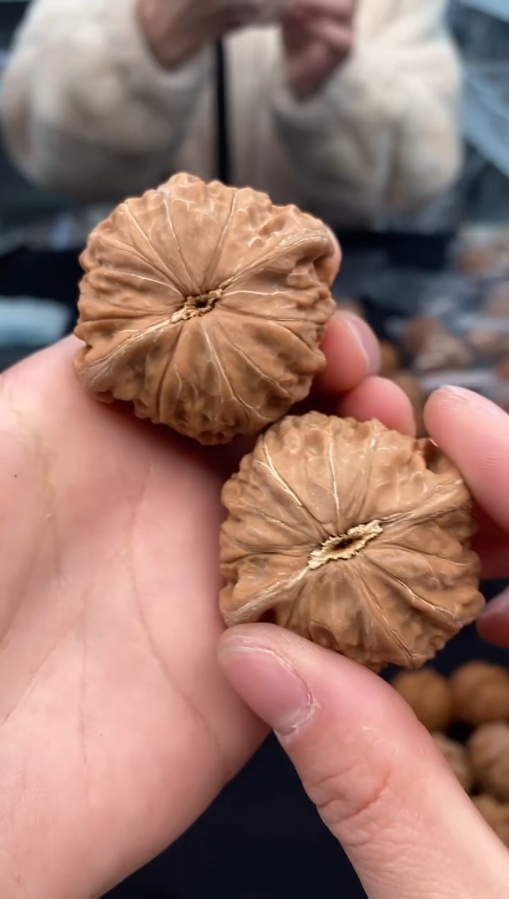 【闪购商品】文玩核桃把件铁锤43-u280