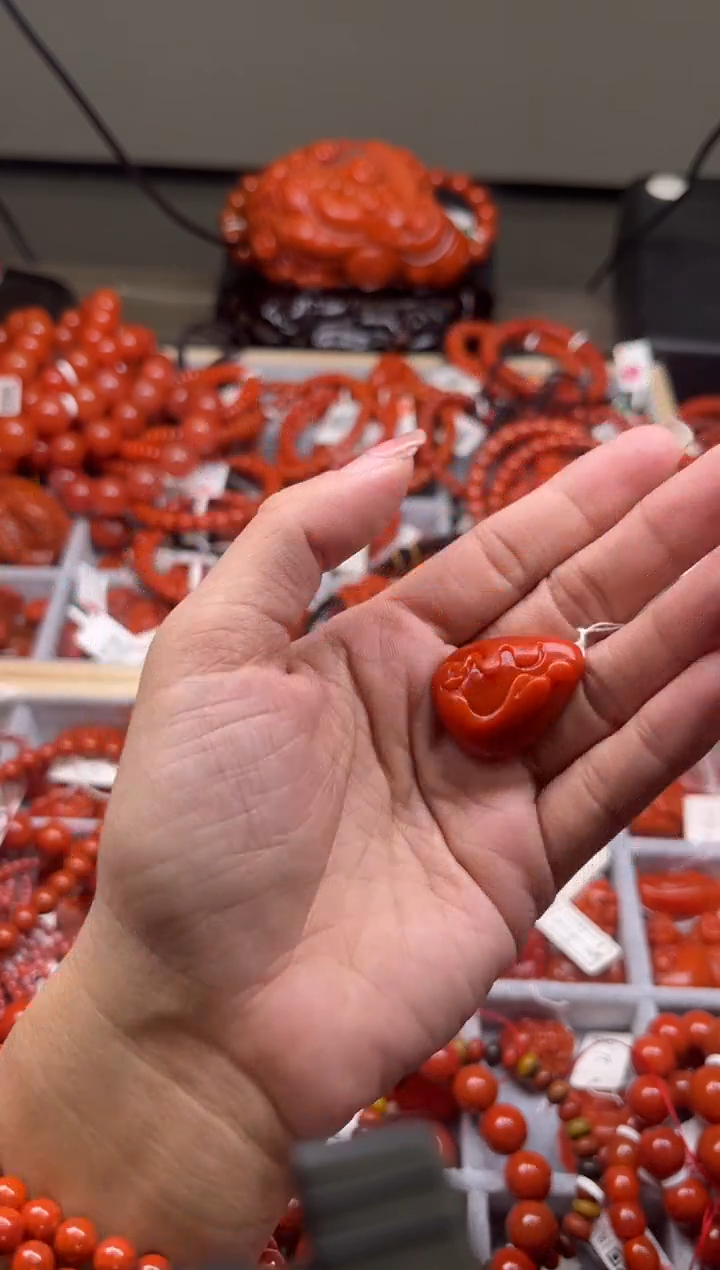 【闪购商品】南红玛瑙珠宝奇石未镶嵌500