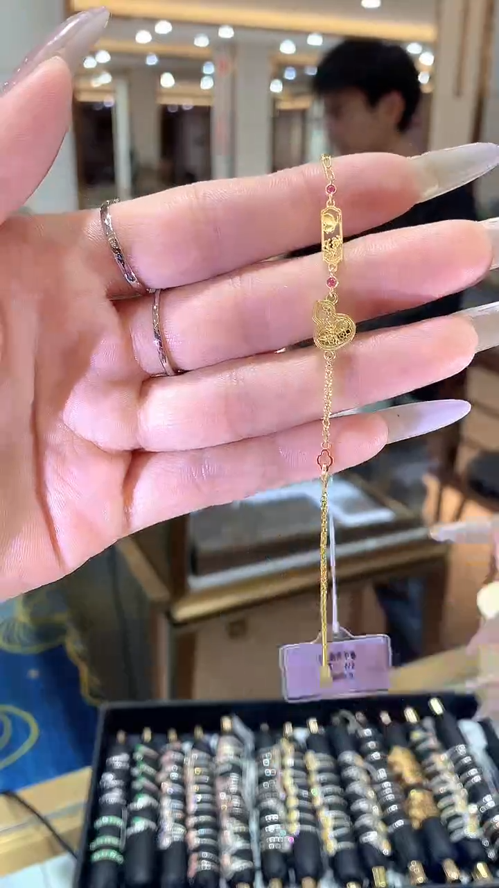 【闪购商品】18K金手链葫芦手链      