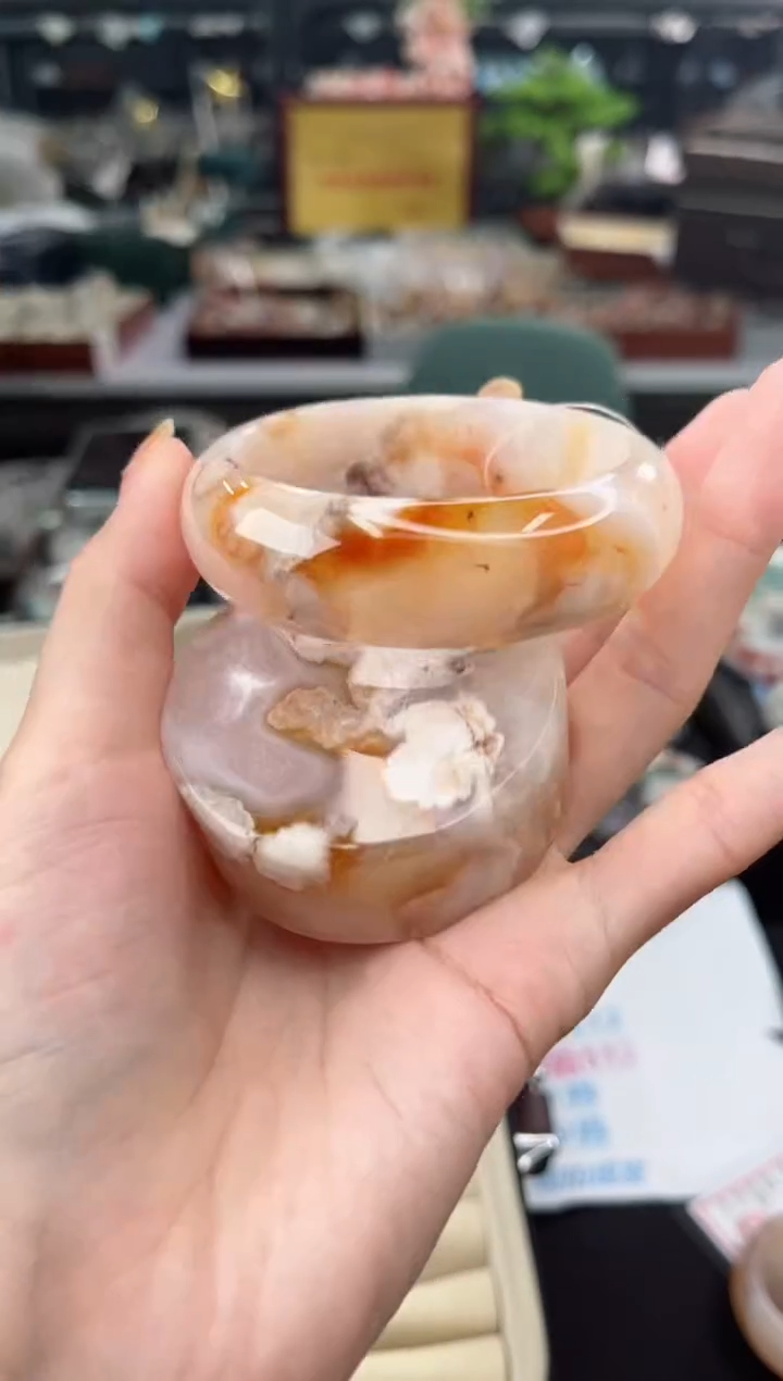 【闪购商品】石英质玉手镯未镶嵌55圈口（赠品镯心）1600048