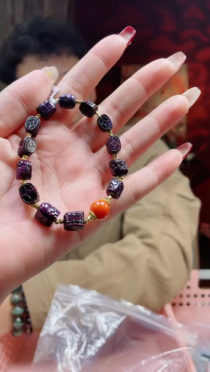 【闪购商品】苏纪石（舒俱来）手串未镶嵌多样性发其一