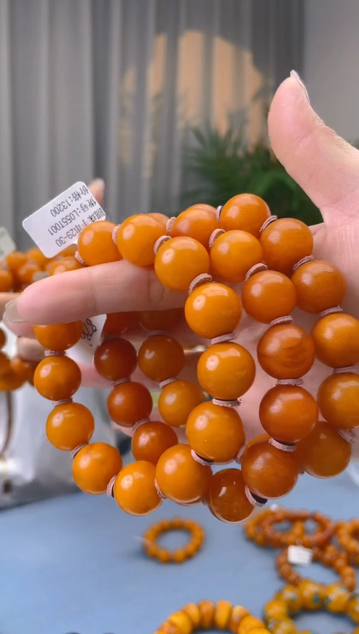 未镶嵌蜜蜡珠宝奇石假一罚十，多样性发一件029.15