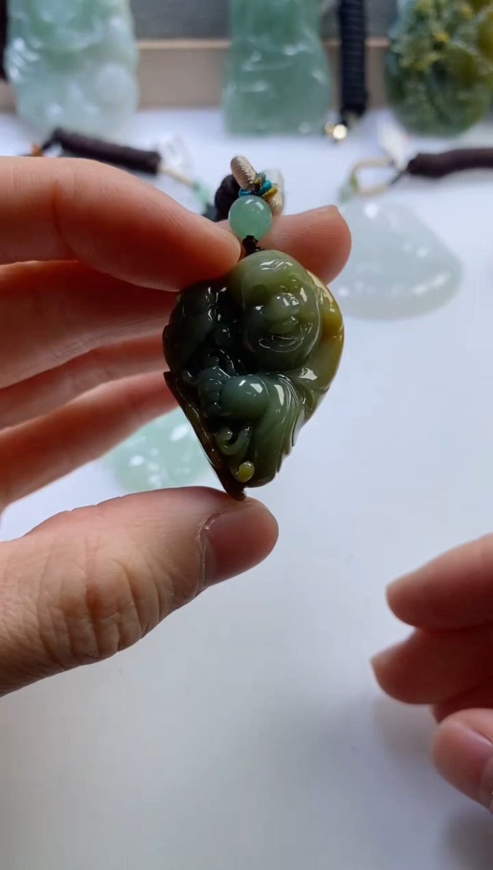 【闪购商品】翡翠挂件未镶嵌