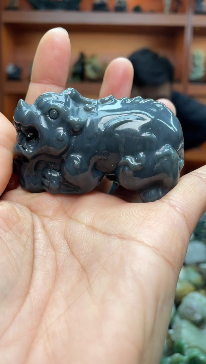 未镶嵌和田玉把件1