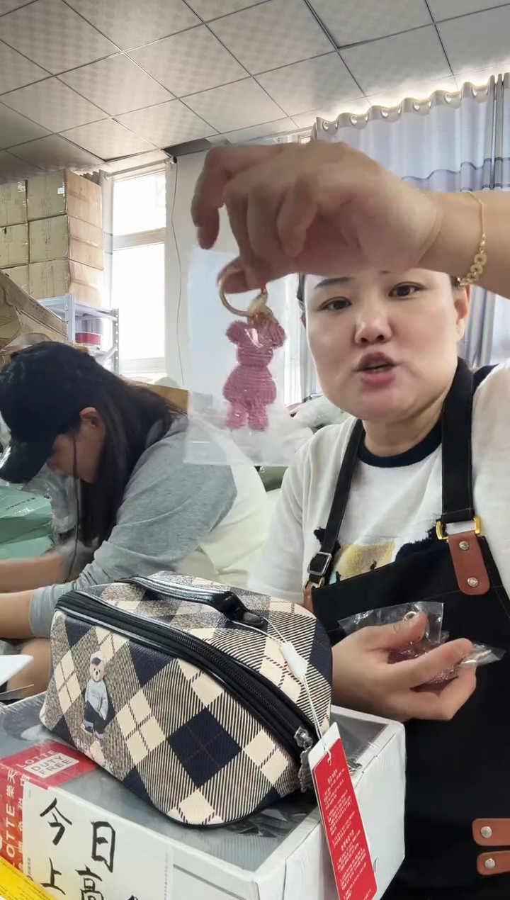 牦牛剖层皮革琪老板女包6号店超好看发图片款